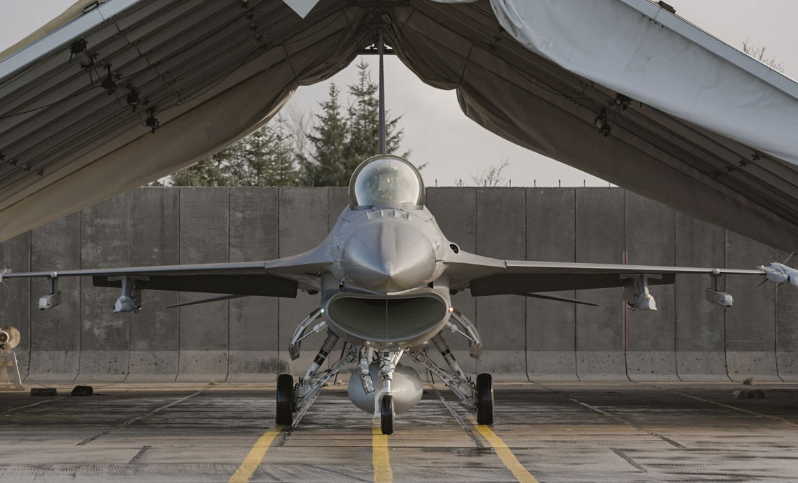 Dinamarca anuncia el 18º paquete de ayuda militar a Ucrania: Defensa antiaérea, artillería, proyectiles, minas antitanque y contribuciones para la futura donación de F-16 Dinamarca anuncia el 18º paquete de ayuda militar a Ucrania: Defensa antiaérea, artillería, proyectiles, minas antitanque y contribuciones para la futura donación de F-16