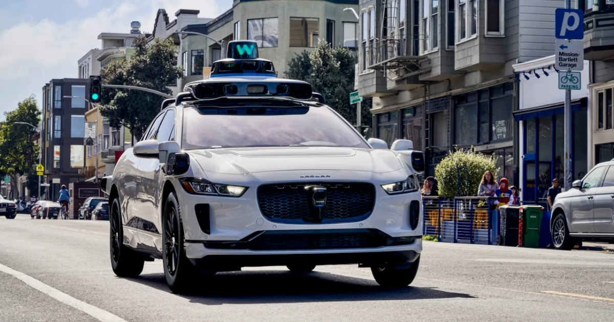 Waymo lanza taxis sin conductor basados en Jaguar I-Pace