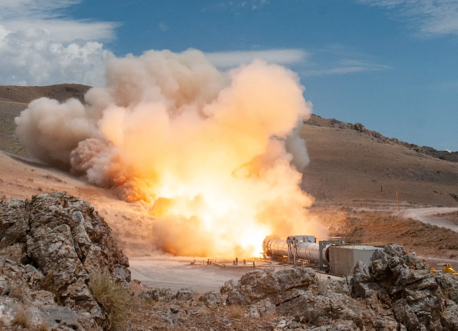 Northrop Grumman muestra impresionantes imágenes de pruebas de disparo del cohete lunar SLS Northrop Grumman muestra impresionantes imágenes de pruebas de disparo del cohete lunar SLS
