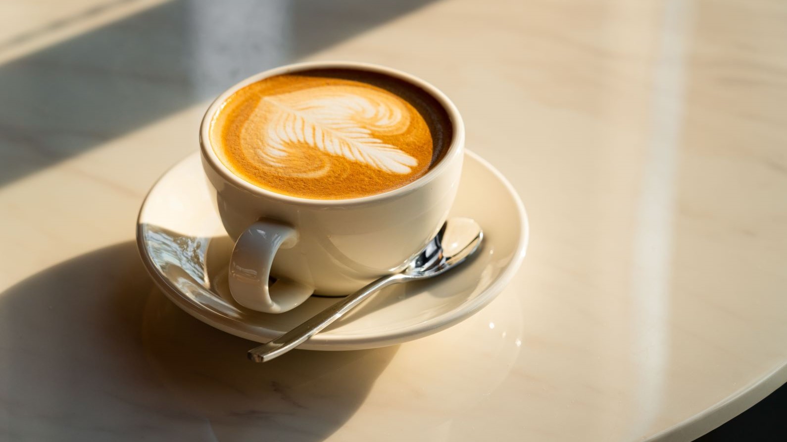Intel vuelve a ofrecer café y té gratis a sus empleados en un intento de levantar la moral Intel vuelve a ofrecer café y té gratis a sus empleados en un intento de levantar la moral