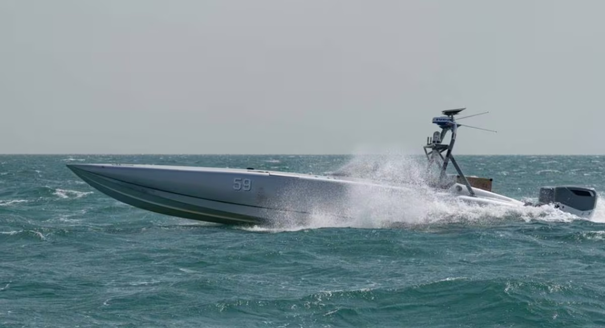 El dron naval estadounidense Devil Ray lanzó misiles por primera vez durante una misión en Oriente Medio El dron naval estadounidense Devil Ray lanzó misiles por primera vez durante una misión en Oriente Medio