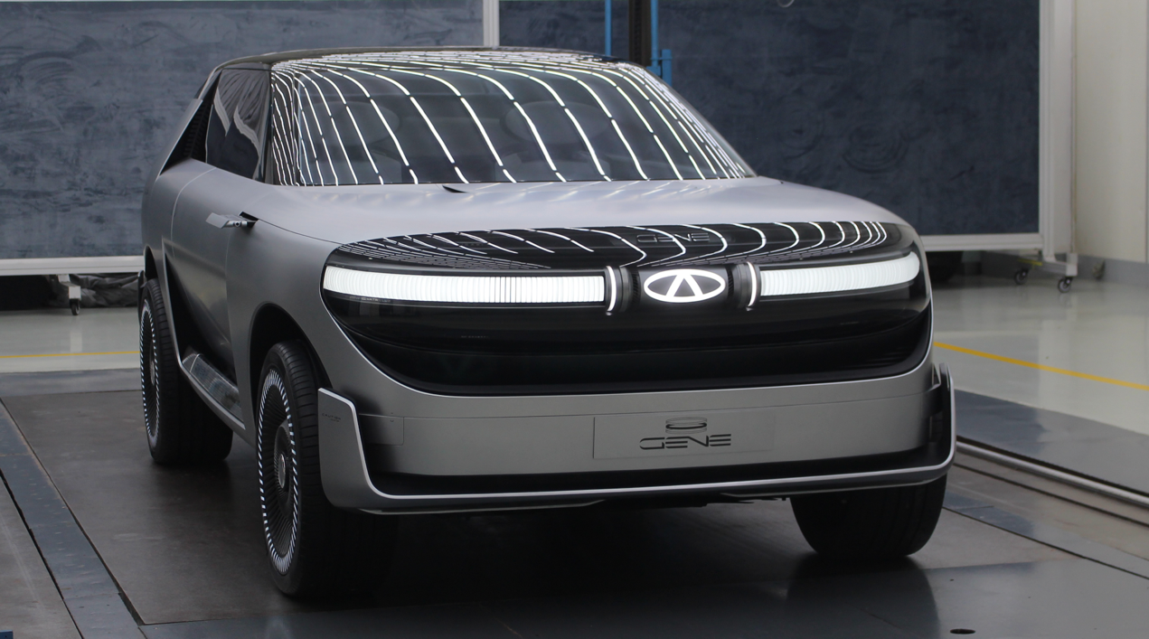 Chery Gene: un inusual coche eléctrico con paneles solares y dos cuadricópteros integrados