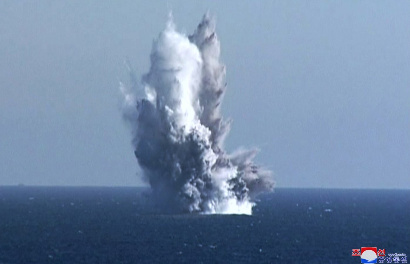Corea del Norte prueba un dron nuclear y amenaza a EE.UU. con un tsunami radiactivo Corea del Norte prueba un dron nuclear y amenaza a EE.UU. con un tsunami radiactivo