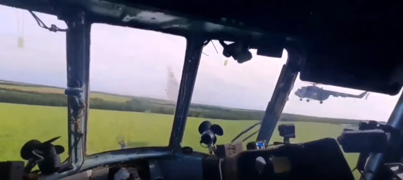Publicó un video único desde la cabina de un helicóptero Mi-8MSB-V durante los ataques a los rusos con misiles no guiados S-8 Publicó un video único desde la cabina de un helicóptero Mi-8MSB-V durante los ataques a los rusos con misiles no guiados S-8