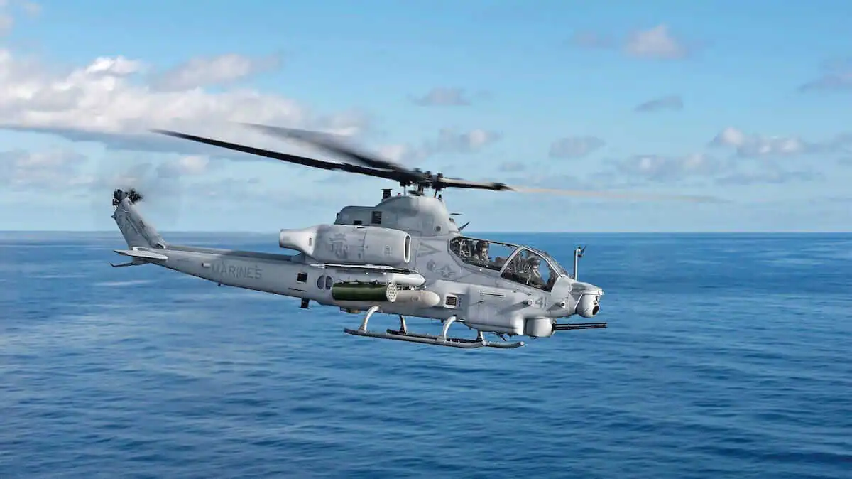 Eslovaquia comprará 12 helicópteros de ataque AH-1Z Viper y misiles AGM-114 Hellfire II por valor de más de 1.000 millones de dólares, pero sólo pagará 340 millones debido al suministro de cazas MiG-29 a Ucrania. Eslovaquia comprará 12 helicópteros de ataque AH-1Z Viper y misiles AGM-114 Hellfire II por valor de más de 1.000 millones de dólares, pero sólo pagará 340 millones debido al suministro de cazas MiG-29 a Ucrania.