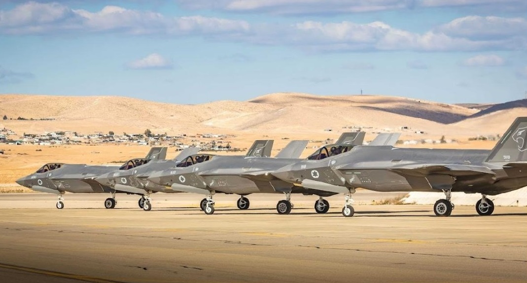 Israel ha solicitado formalmente a EE.UU. la compra de otros 25 cazas de quinta generación F-35 Lightning II por 3.000 millones de dólares. Israel ha solicitado formalmente a EE.UU. la compra de otros 25 cazas de quinta generación F-35 Lightning II por 3.000 millones de dólares.
