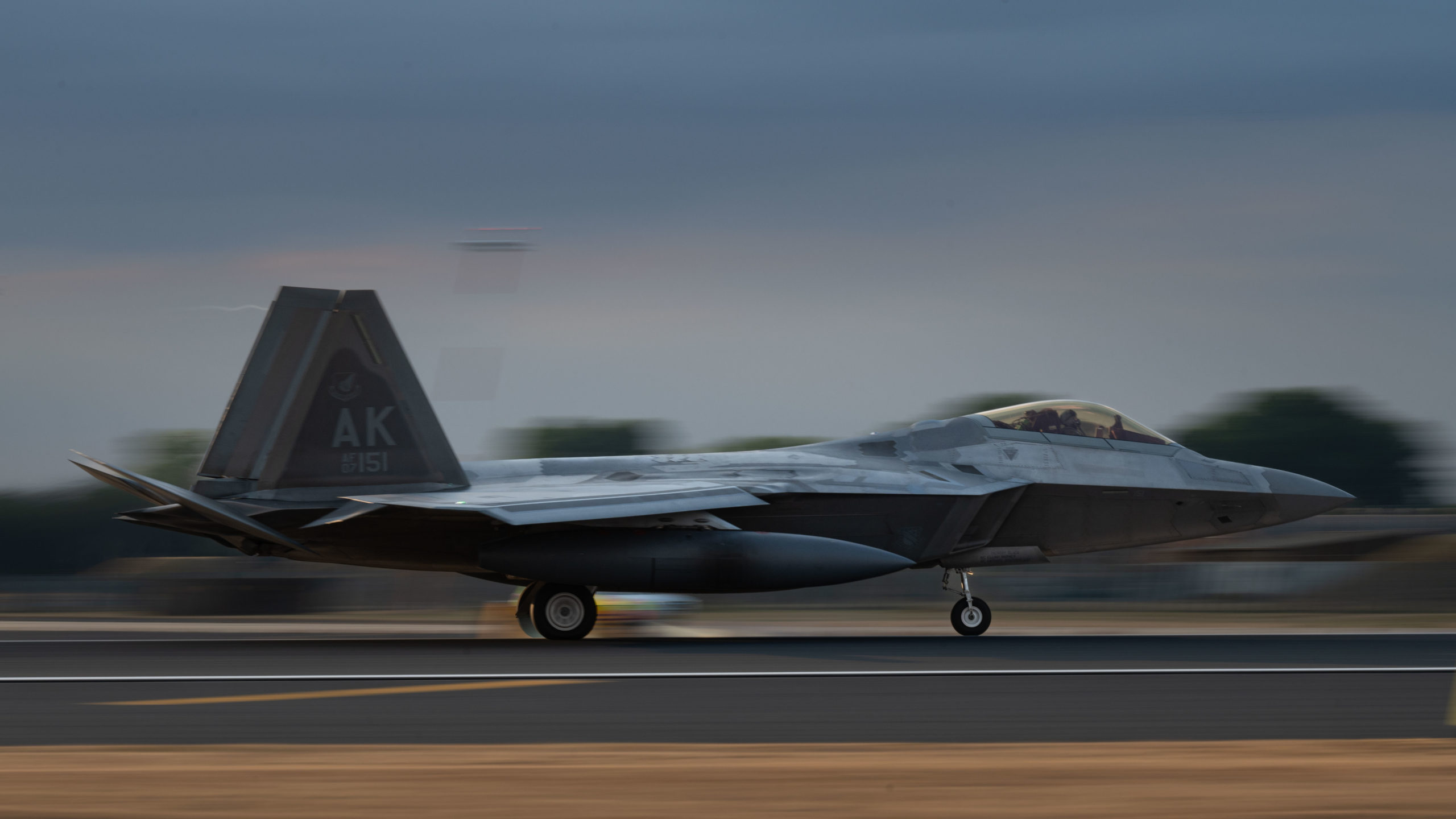 Los pilotos polacos reciben cazas estadounidenses de quinta generación F-22 Raptor Los pilotos polacos reciben cazas estadounidenses de quinta generación F-22 Raptor
