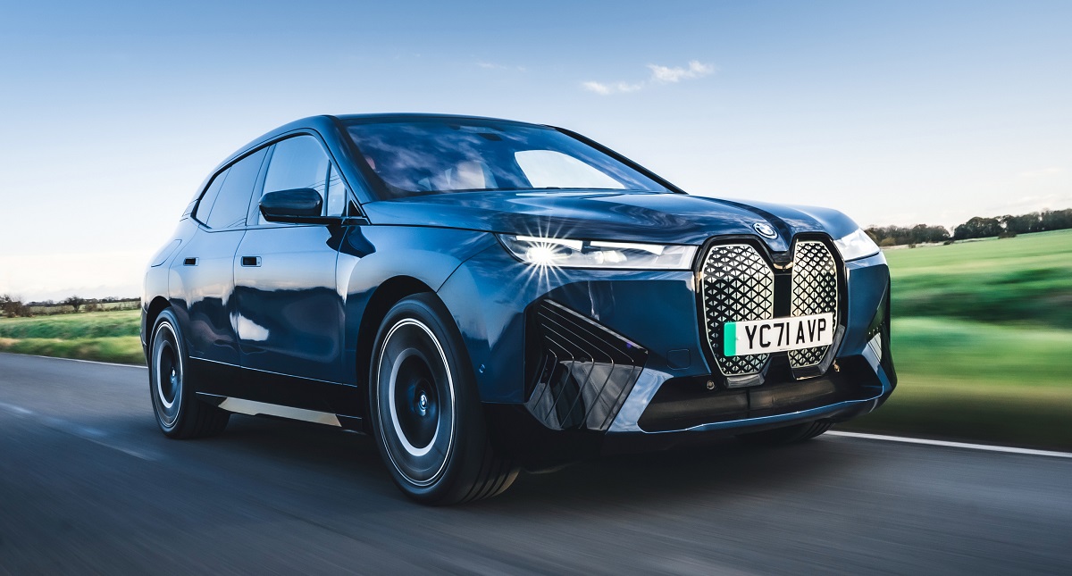 BMW retira más de 14.000 coches iX, i4 e i7 por un fallo de software que interrumpe el suministro eléctrico BMW retira más de 14.000 coches iX, i4 e i7 por un fallo de software que interrumpe el suministro eléctrico