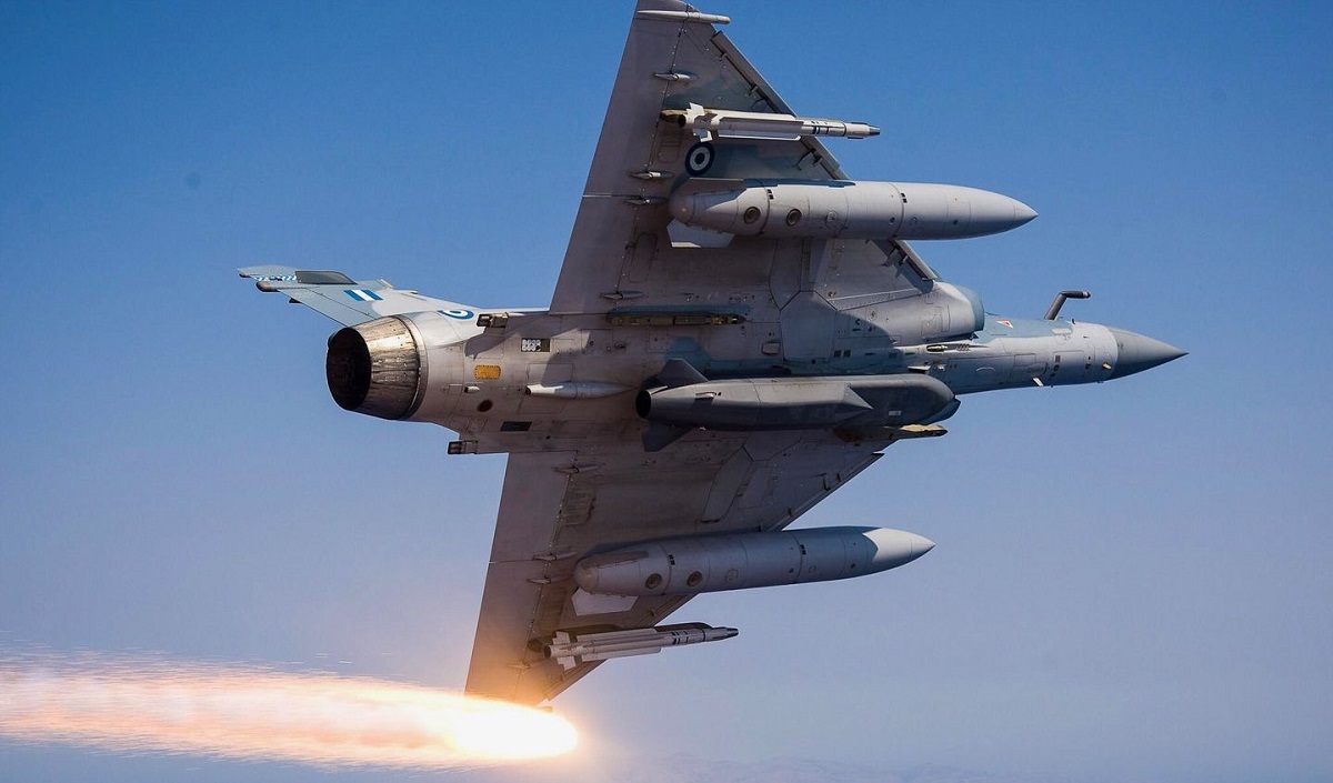 Ucrania y Francia están discutiendo el suministro de cazas Mirage 2000D que pueden transportar misiles de crucero Storm Shadow y SCALP EG. Ucrania y Francia están discutiendo el suministro de cazas Mirage 2000D que pueden transportar misiles de crucero Storm Shadow y SCALP EG.