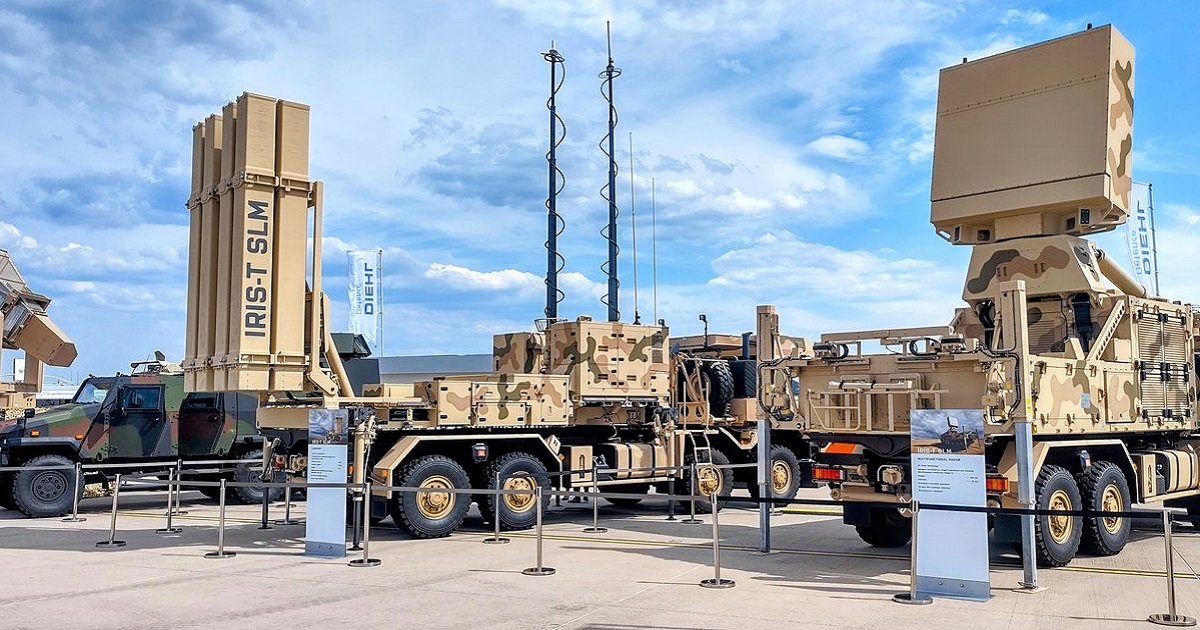 La Fuerza Aérea Ucraniana integra los sistemas de misiles tierra-aire NASAMS e IRIS-T en un sistema de defensa aérea unificado La Fuerza Aérea Ucraniana integra los sistemas de misiles tierra-aire NASAMS e IRIS-T en un sistema de defensa aérea unificado