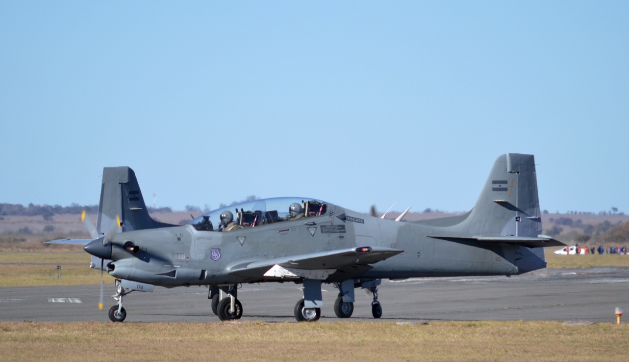 La Fuerza Aérea Argentina recibe el primer Embraer EMB 312 Tucano modernizado La Fuerza Aérea Argentina recibe el primer Embraer EMB 312 Tucano modernizado