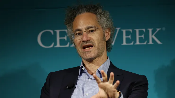Las acciones de Palantir suben un 11% gracias a la fascinación por la tecnología de inteligencia artificial Las acciones de Palantir suben un 11% gracias a la fascinación por la tecnología de inteligencia artificial