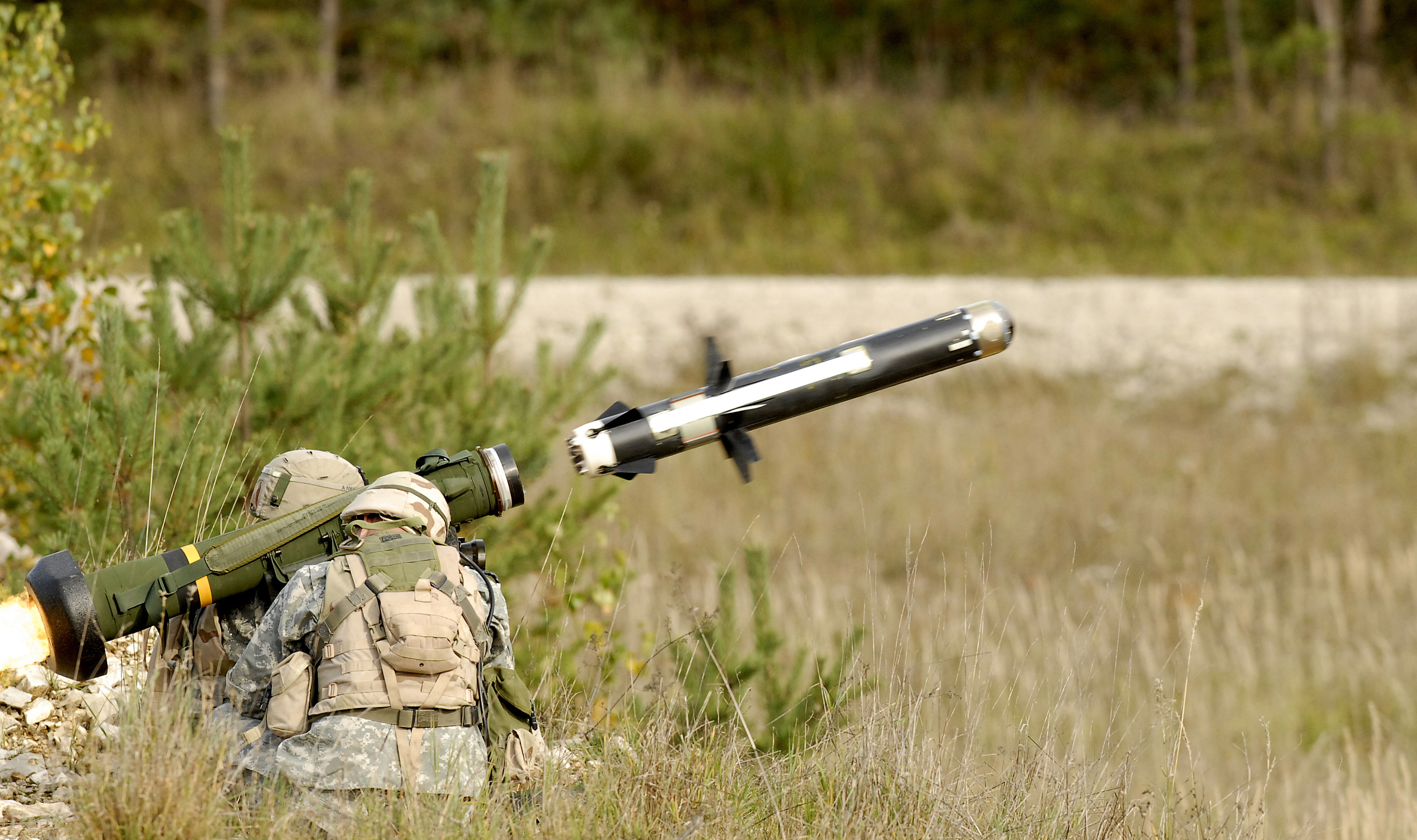 Las Fuerzas Armadas de Ucrania mostraron en video cómo Javelin destruye vehículos de combate de infantería rusos Las Fuerzas Armadas de Ucrania mostraron en video cómo Javelin destruye vehículos de combate de infantería rusos
