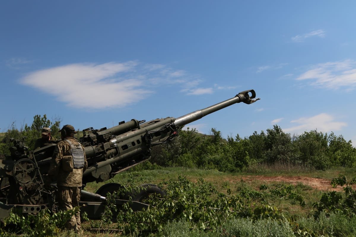 Las Fuerzas Armadas de Ucrania usan obuses M777 en combate en Donbas (foto) Las Fuerzas Armadas de Ucrania usan obuses M777 en combate en Donbas (foto)