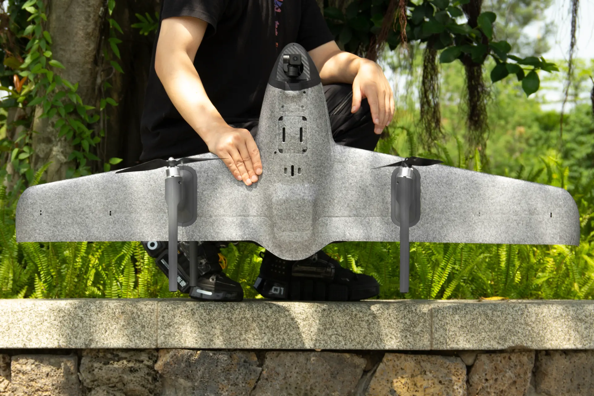 El Swan Voyager es un dron VTOL con una velocidad de 90km/h, un alcance de 45km y soporte para auriculares FPV, y tiene un precio de 1599 dólares El Swan Voyager es un dron VTOL con una velocidad de 90km/h, un alcance de 45km y soporte para auriculares FPV, y tiene un precio de 1599 dólares