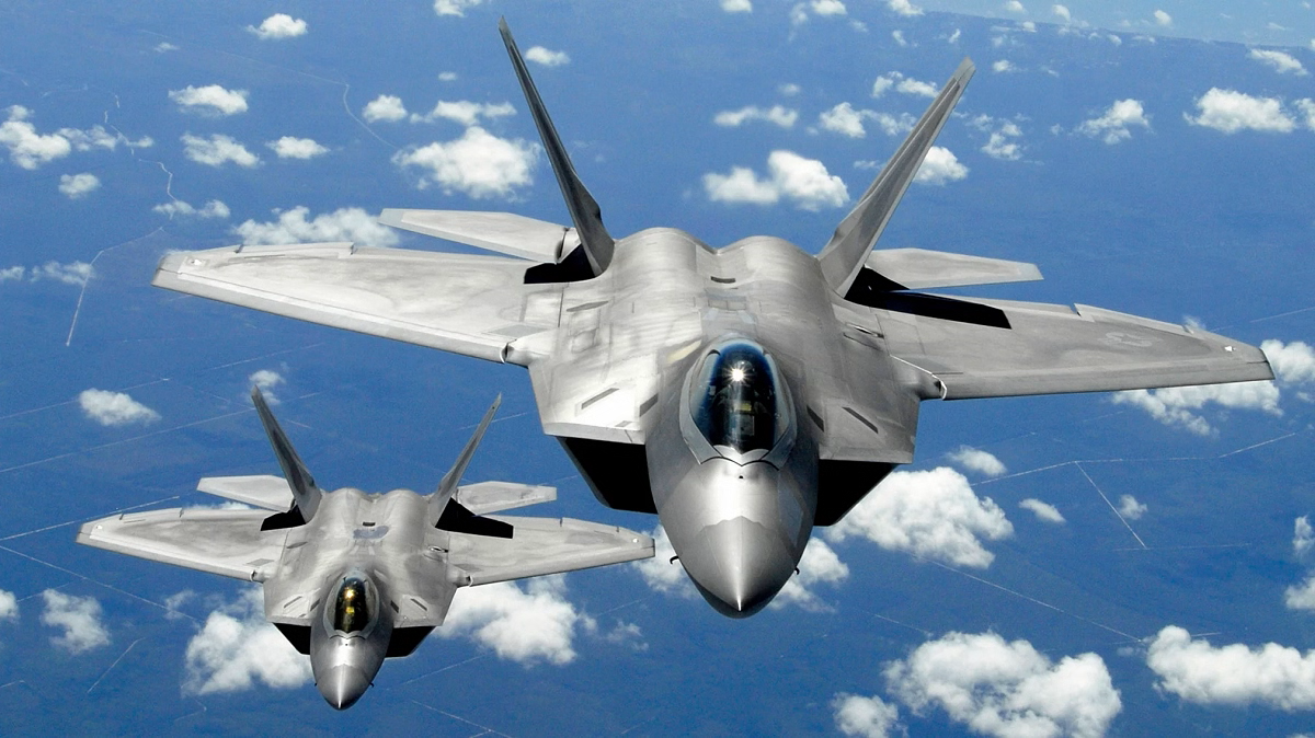 La Fuerza Aérea de EE.UU., más cerca de retirar 32 cazas F-22 Raptor de quinta generación para ahorrar 3.500 millones de dólares La Fuerza Aérea de EE.UU., más cerca de retirar 32 cazas F-22 Raptor de quinta generación para ahorrar 3.500 millones de dólares