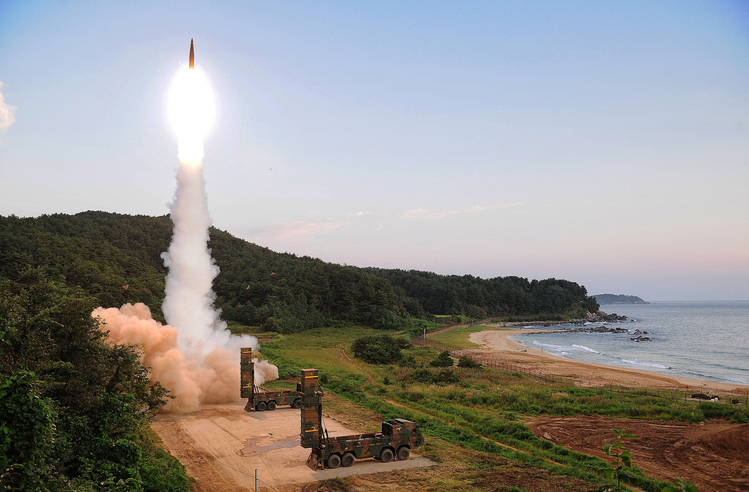 EE.UU. y Corea del Sur realizarán ejercicios conjuntos con sus fuerzas nucleares EE.UU. y Corea del Sur realizarán ejercicios conjuntos con sus fuerzas nucleares