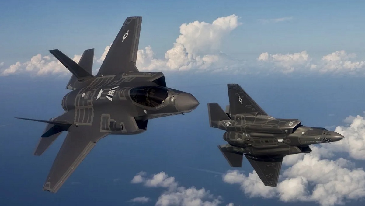 Australia ha enviado seis cazas F-35 Lightning II de quinta generación a Indonesia para practicar por primera vez el combate aire-aire Australia ha enviado seis cazas F-35 Lightning II de quinta generación a Indonesia para practicar por primera vez el combate aire-aire