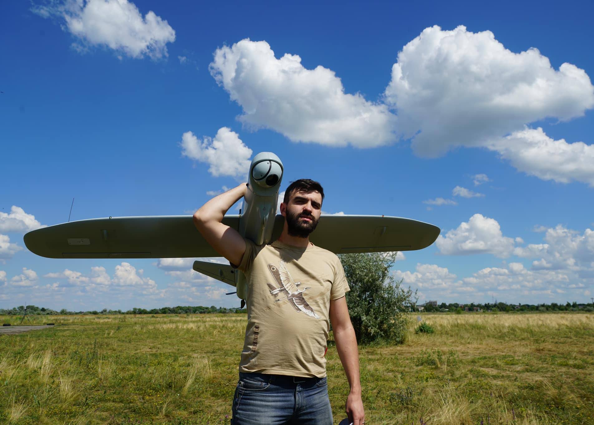 Los primeros drones ucranianos Leleka-100, comprados por la Fundación Turn of the Living por 1.200.000 dólares, ya han surcado los cielos Los primeros drones ucranianos Leleka-100, comprados por la Fundación Turn of the Living por 1.200.000 dólares, ya han surcado los cielos