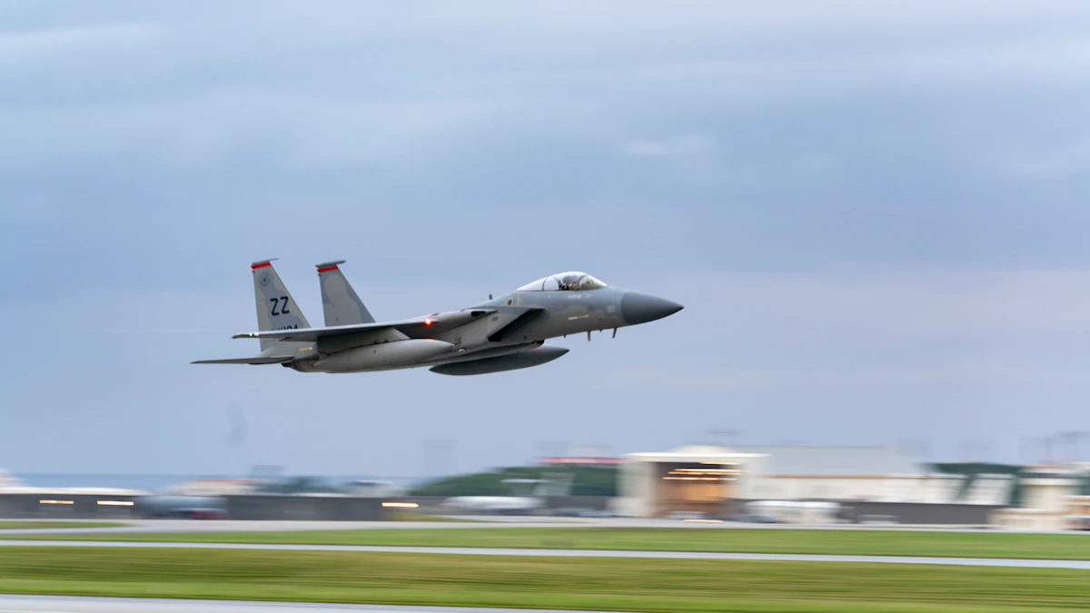 Estados Unidos inició el proceso de retirada de los cazas F-15 Eagle de la base aérea de Kadena, en Japón, donde los aviones prestaban servicio desde 1979 Estados Unidos inició el proceso de retirada de los cazas F-15 Eagle de la base aérea de Kadena, en Japón, donde los aviones prestaban servicio desde 1979