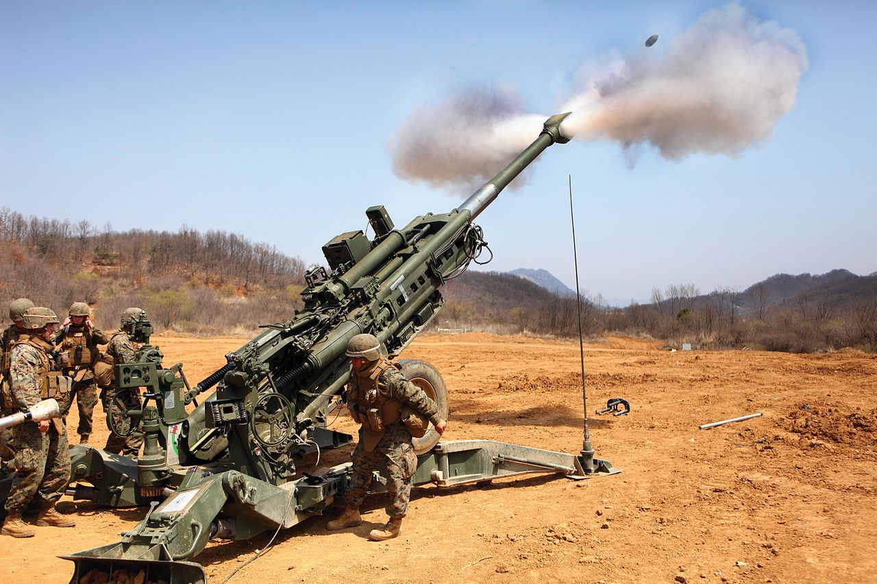 Las Fuerzas Armadas de Ucrania mostraron por primera vez obuses americanos M777A2 con el sistema de control de fuego Towed Artillery Digitalization y proyectiles de alta precisión Excalibur Las Fuerzas Armadas de Ucrania mostraron por primera vez obuses americanos M777A2 con el sistema de control de fuego Towed Artillery Digitalization y proyectiles de alta precisión Excalibur