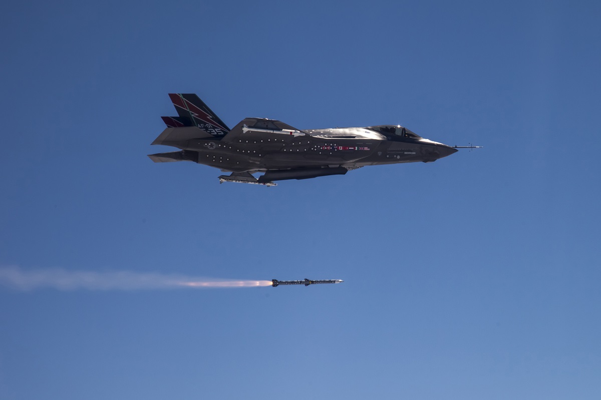 Australia armará los cazas de quinta generación F-35 Lightning II con misiles AGM-158C LRASM y JSM Australia armará los cazas de quinta generación F-35 Lightning II con misiles AGM-158C LRASM y JSM