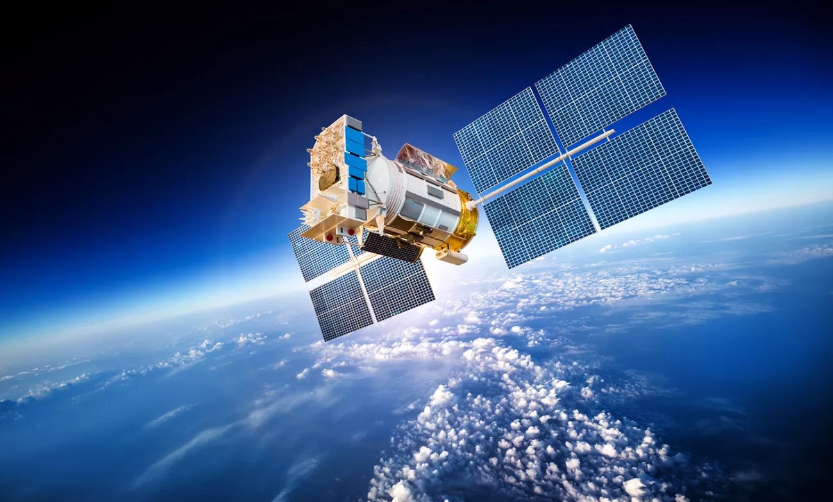 Un antiguo satélite ruso de disuasión nuclear se sale de órbita y arde en la atmósfera Un antiguo satélite ruso de disuasión nuclear se sale de órbita y arde en la atmósfera