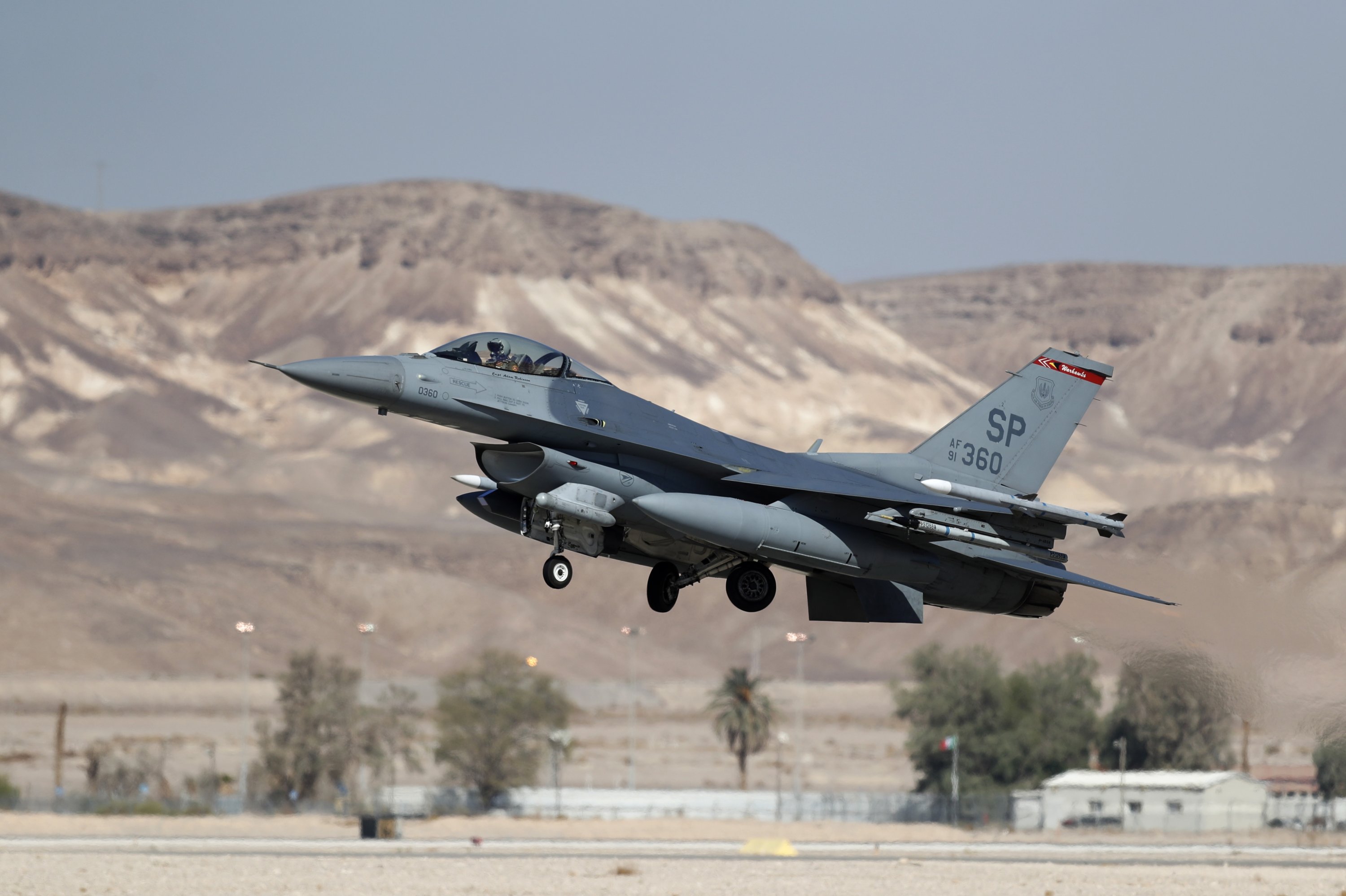 Turquía podría comprar cazas rusos Su-35 si Estados Unidos bloquea la venta de F-16 Fighting Falcon Turquía podría comprar cazas rusos Su-35 si Estados Unidos bloquea la venta de F-16 Fighting Falcon