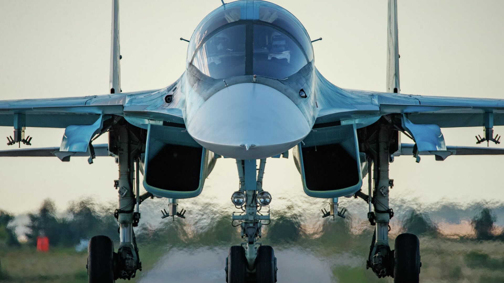 El avión de combate supersónico Su-34, valorado en hasta 50 millones de dólares, podría haberse autodestruido en Crimea