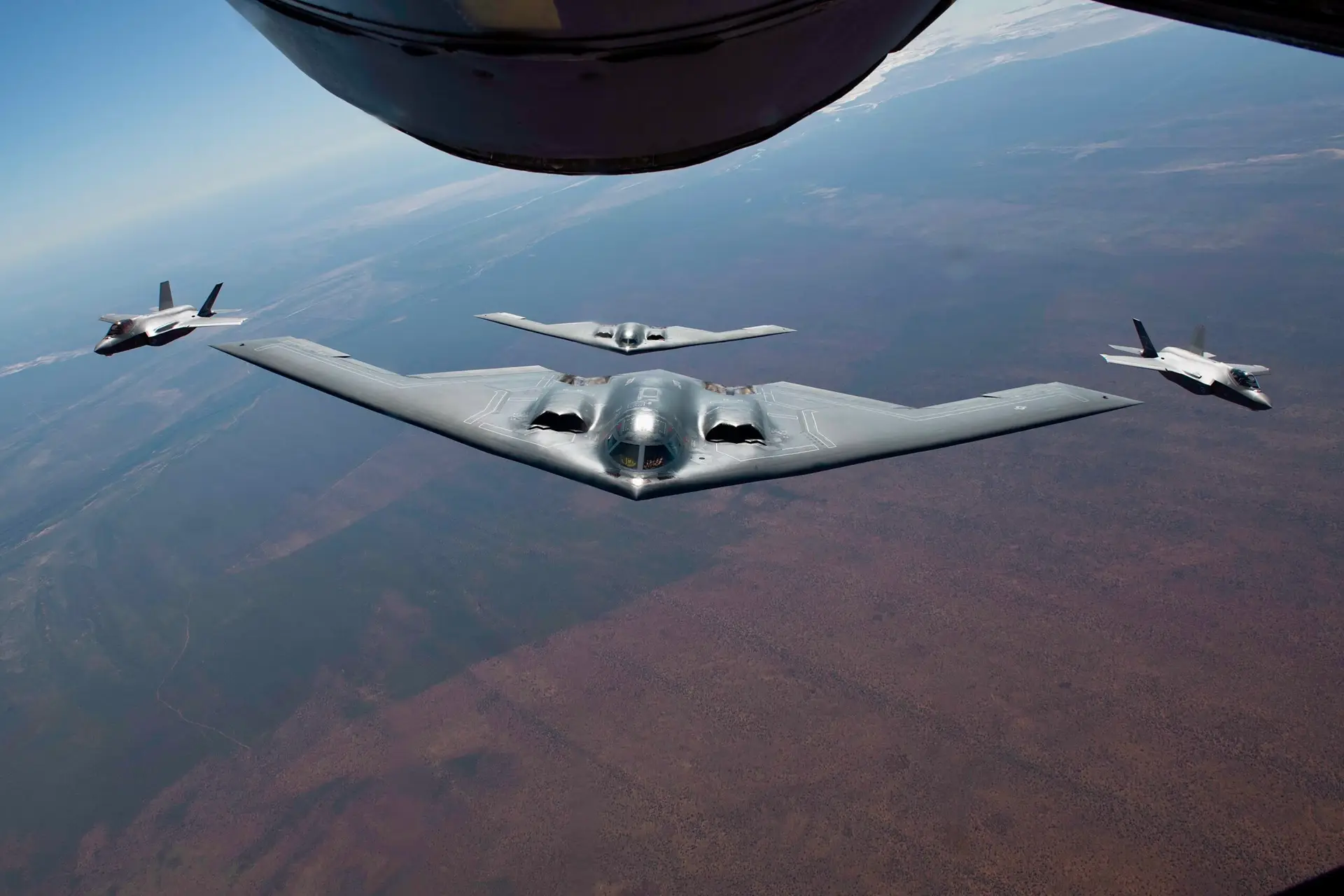 Estados Unidos envía bombarderos furtivos B-2 Spirit a Australia Estados Unidos envía bombarderos furtivos B-2 Spirit a Australia
