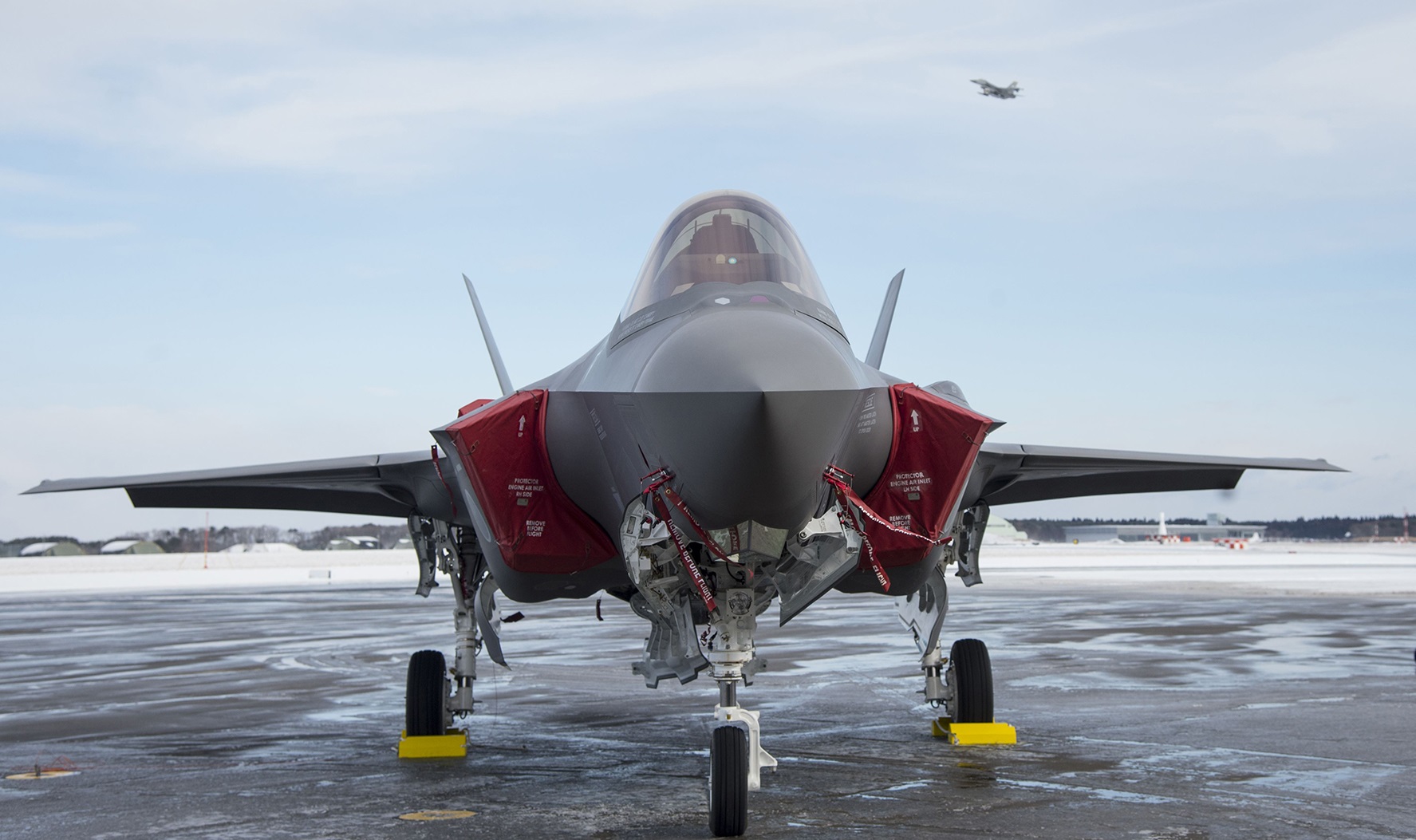 Kongsberg suministrará a Japón un lote de misiles JSM para los cazas de quinta generación F-35 Lightning II Kongsberg suministrará a Japón un lote de misiles JSM para los cazas de quinta generación F-35 Lightning II