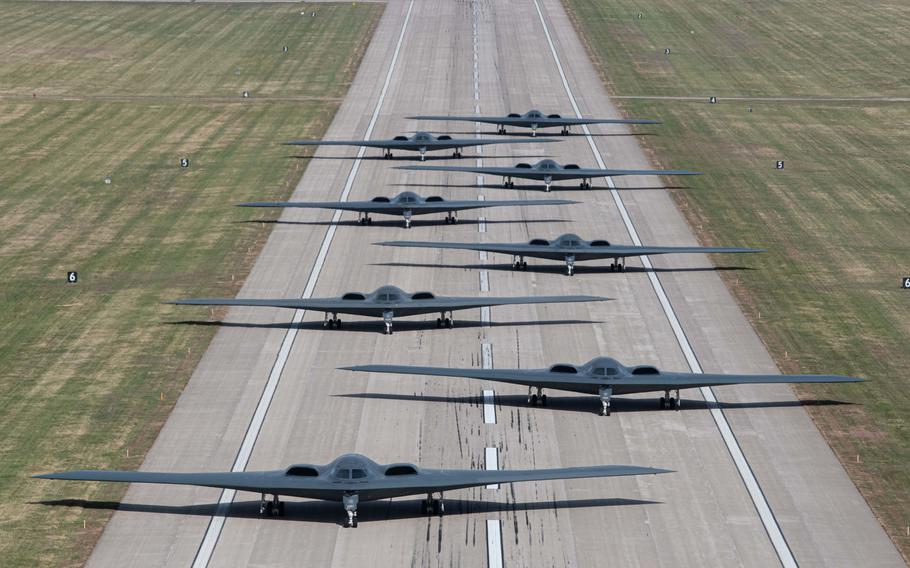 Los bombarderos nucleares B-2 Spirit reanudarán sus vuelos el 22 de mayo. Los bombarderos nucleares B-2 Spirit reanudarán sus vuelos el 22 de mayo.