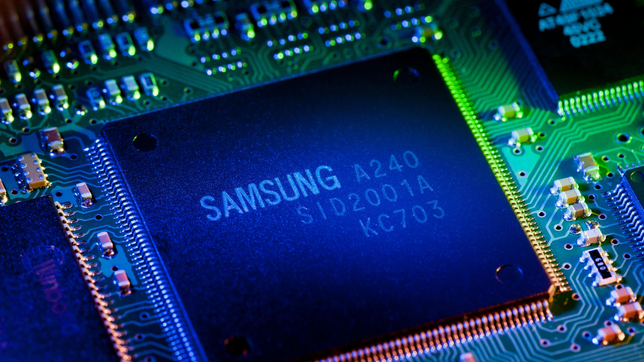 Estados Unidos permitió a Samsung y SK Hynix enviar equipos avanzados a China sin licencias de exportación Estados Unidos permitió a Samsung y SK Hynix enviar equipos avanzados a China sin licencias de exportación