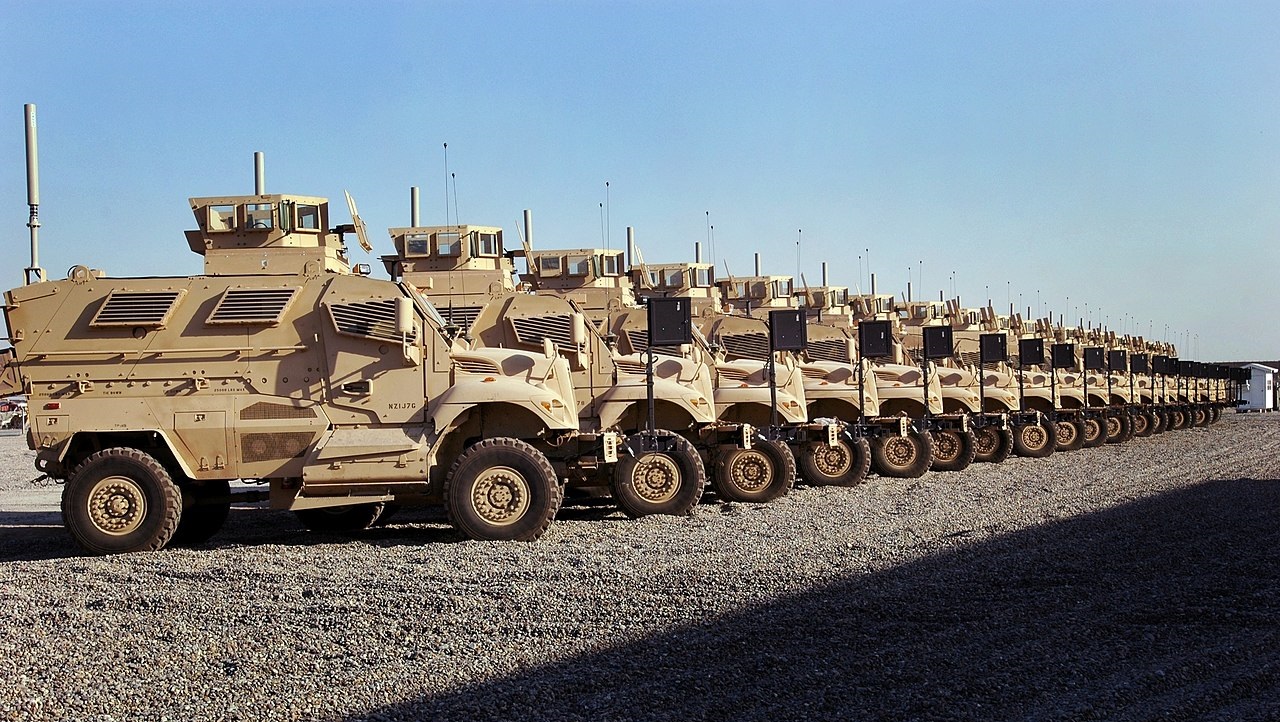 Las fuerzas armadas ucranianas utilizan los vehículos blindados de transporte de personal US International MaxxPro, cuyas entregas no se han anunciado Las fuerzas armadas ucranianas utilizan los vehículos blindados de transporte de personal US International MaxxPro, cuyas entregas no se han anunciado