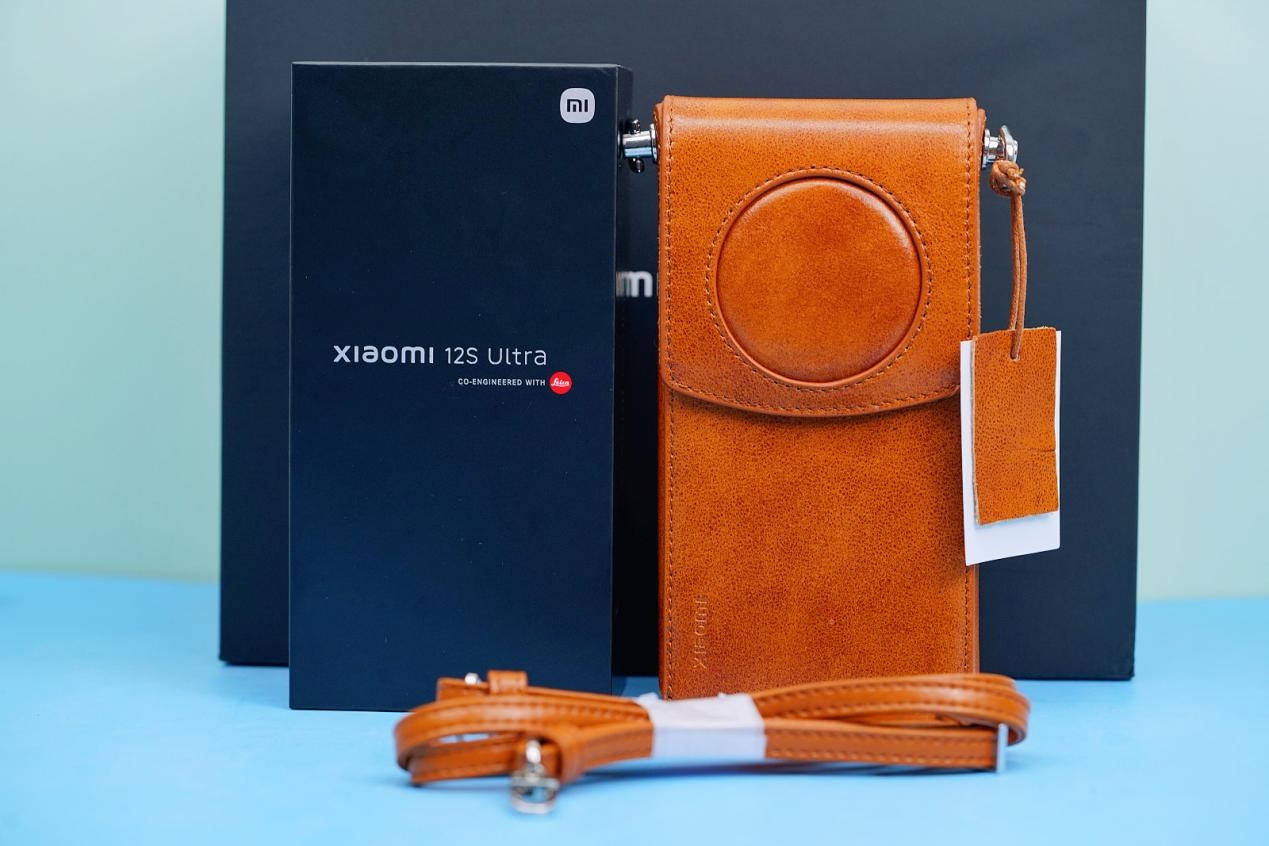 Los chinos agotaron en cuestión de horas todos los smartphones Xiaomi 12S Ultra en su versión más barata por 900 dólares Los chinos agotaron en cuestión de horas todos los smartphones Xiaomi 12S Ultra en su versión más barata por 900 dólares