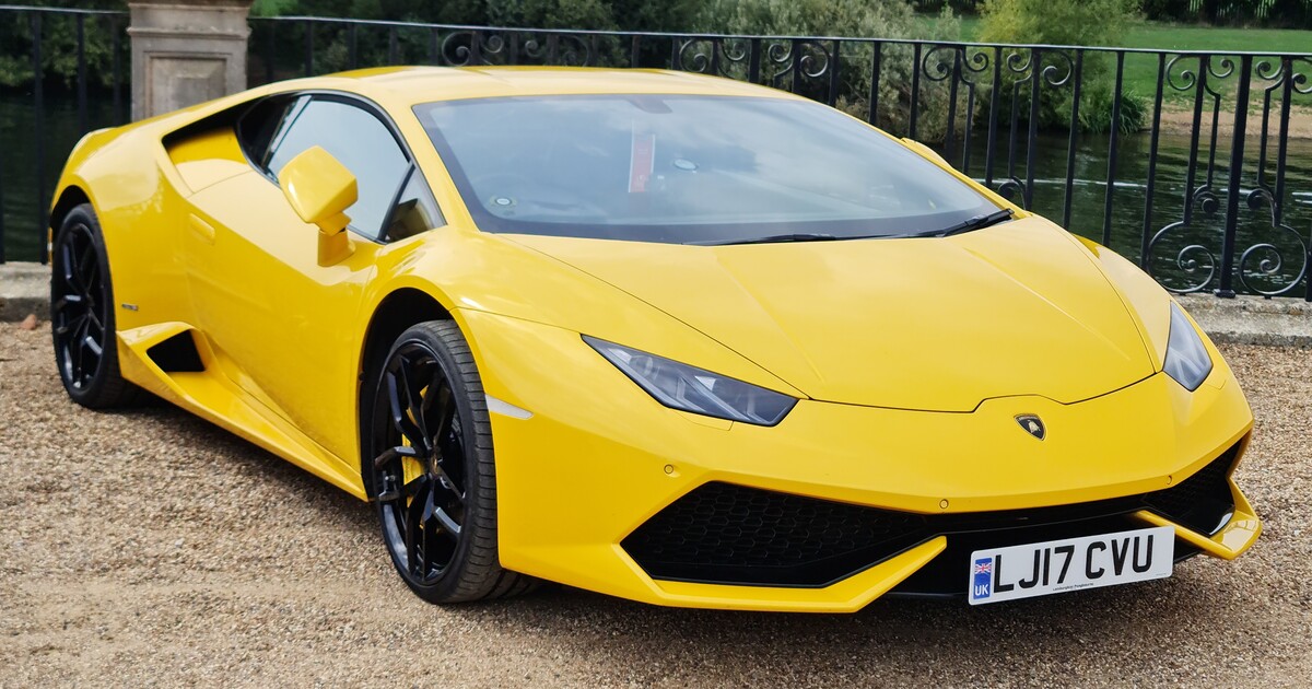 Lamborghini desvela su nuevo logotipo Lamborghini desvela su nuevo logotipo