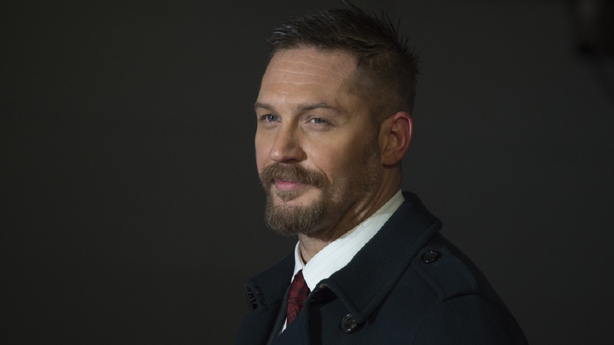 Tom Hardy y el escritor Scott Snyder coproducirán una serie de cómics futuristas llamada Arcbound Tom Hardy y el escritor Scott Snyder coproducirán una serie de cómics futuristas llamada Arcbound