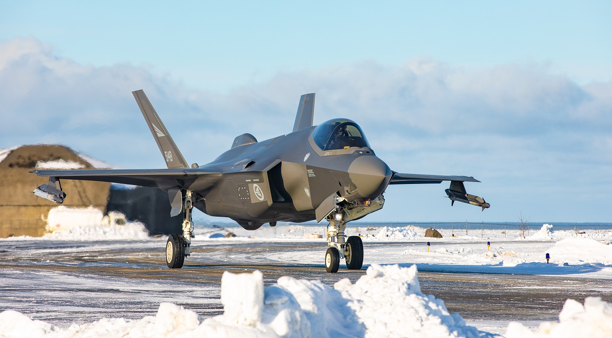 Kongsberg construirá en Noruega un centro de servicios de 46 millones de dólares para los cazas furtivos de quinta generación F-35 Lightning II Kongsberg construirá en Noruega un centro de servicios de 46 millones de dólares para los cazas furtivos de quinta generación F-35 Lightning II