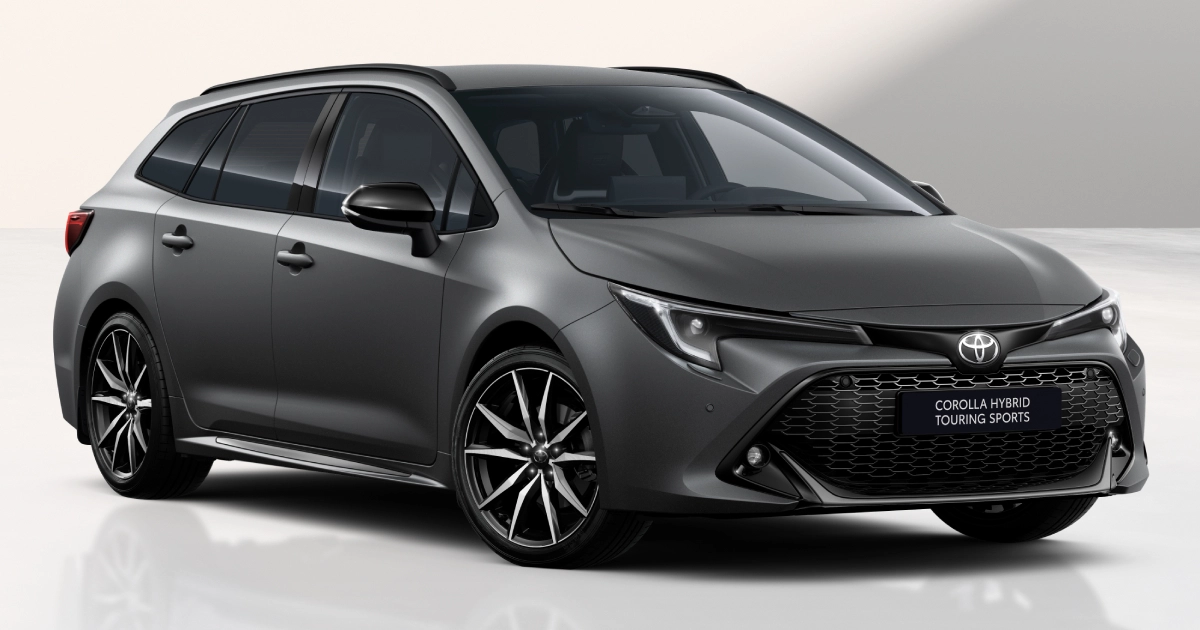 Novedad Mundial Automovilística: Corolla Touring Sports en tono Onyx Grey!