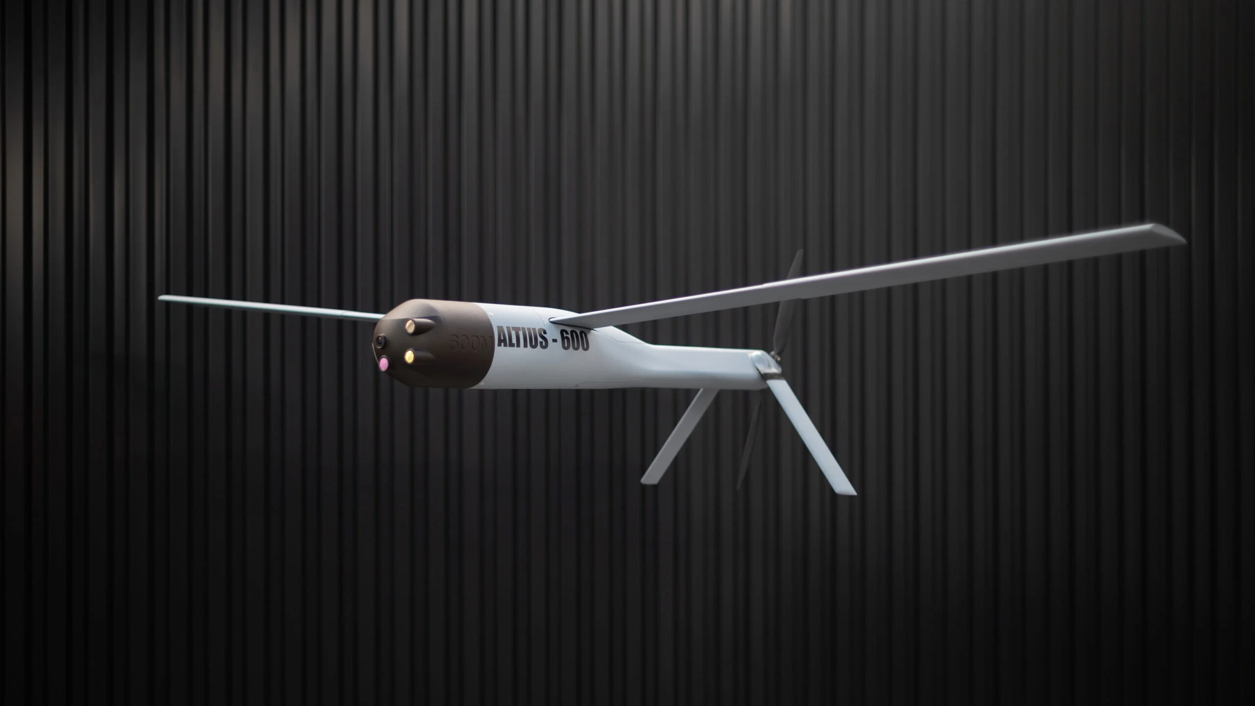 Anduril anuncia drones kamikaze con inteligencia artificial basados en los drones ALTIUS Anduril anuncia drones kamikaze con inteligencia artificial basados en los drones ALTIUS