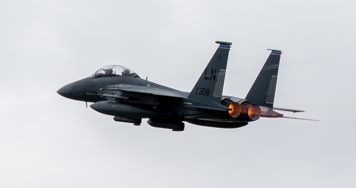 El F-15E 91-0308 fue el primer caza Strike Eagle de la base de Lakenheath (Reino Unido) en volar 10.000 horas El F-15E 91-0308 fue el primer caza Strike Eagle de la base de Lakenheath (Reino Unido) en volar 10.000 horas