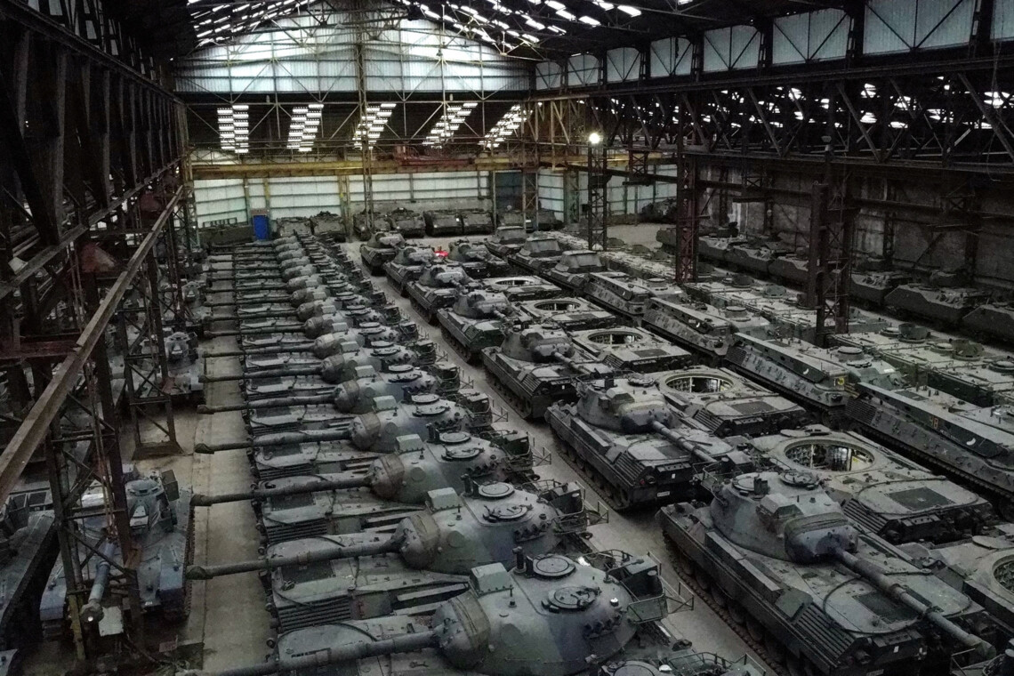 Ucrania recibirá de Dinamarca, Países Bajos y Alemania hasta 90 carros de combate Leopard 1 hasta finales de 2023 Ucrania recibirá de Dinamarca, Países Bajos y Alemania hasta 90 carros de combate Leopard 1 hasta finales de 2023