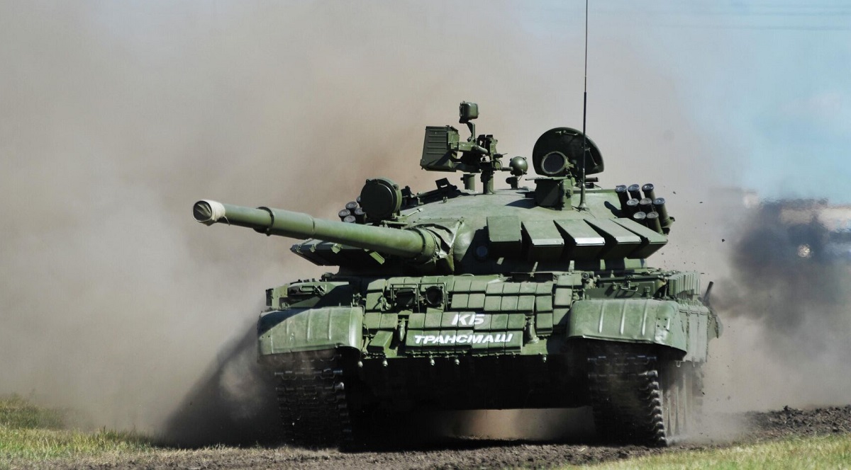 Las Fuerzas Armadas ucranianas destruyen un tanque ruso T-62MV Las Fuerzas Armadas ucranianas destruyen un tanque ruso T-62MV