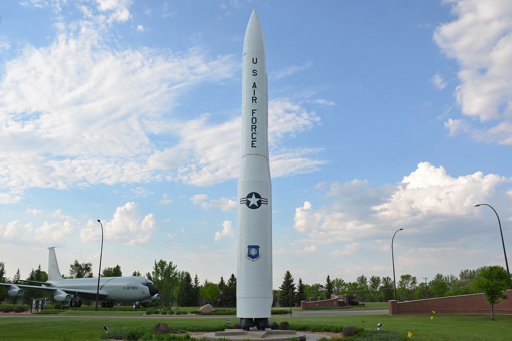 China podría tener más cabezas nucleares para los misiles balísticos intercontinentales Dongfeng-41 que Estados Unidos para los Minuteman III China podría tener más cabezas nucleares para los misiles balísticos intercontinentales Dongfeng-41 que Estados Unidos para los Minuteman III