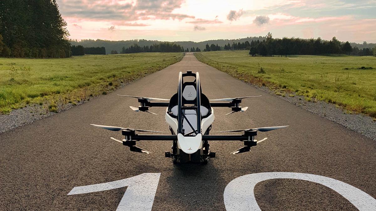 Video del día: el director de Jetson Aero se pone a trabajar en una motocicleta voladora Video del día: el director de Jetson Aero se pone a trabajar en una motocicleta voladora