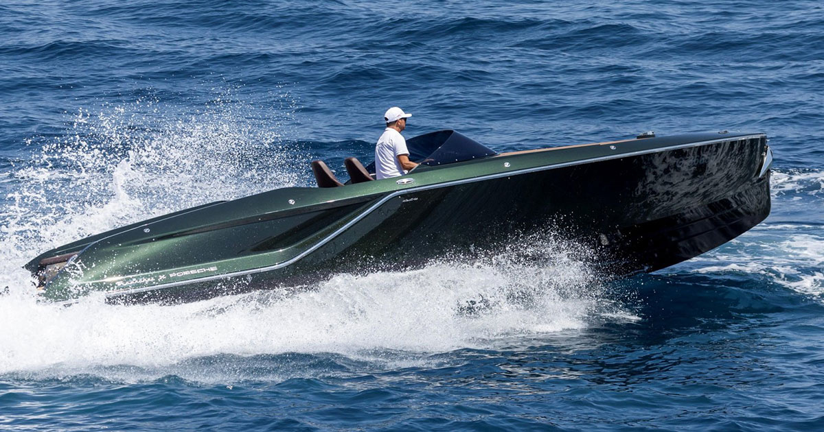 Diseño Vanguardista: El Nuevo Encanto del Frauscher x Porsche 850 Fantom Frauscher x Porsche 850 Fantom: Innovación y Lujo en el Agua