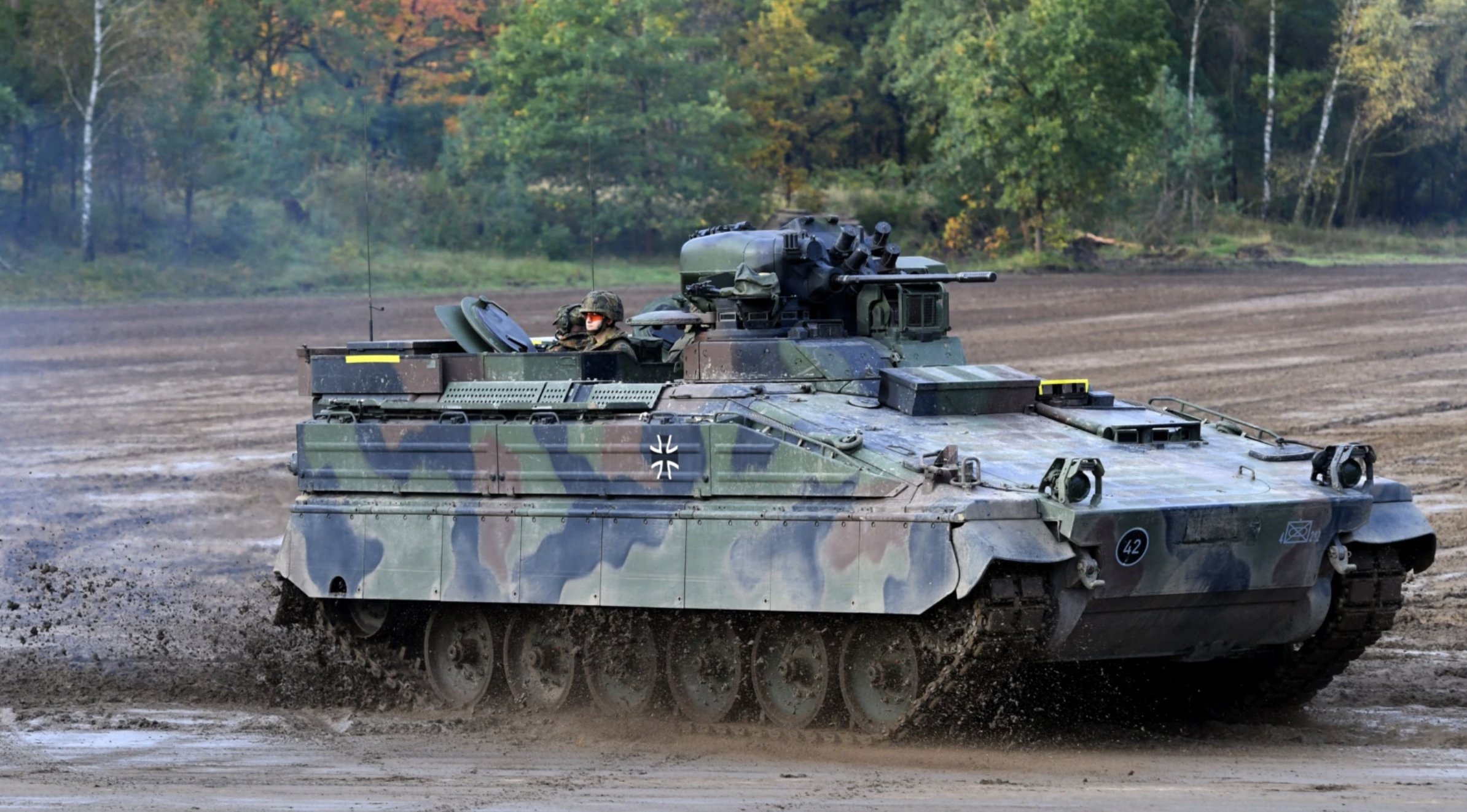 Alemania transfiere a Ucrania 40 vehículos de combate de infantería Marder y 18 carros de combate Leopard 2A6 - WELT Alemania transfiere a Ucrania 40 vehículos de combate de infantería Marder y 18 carros de combate Leopard 2A6 - WELT