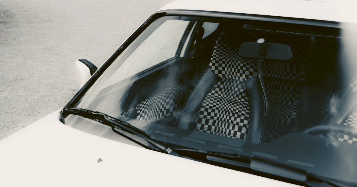 Una inmersión en la historia: Porsche revive tejidos legendarios