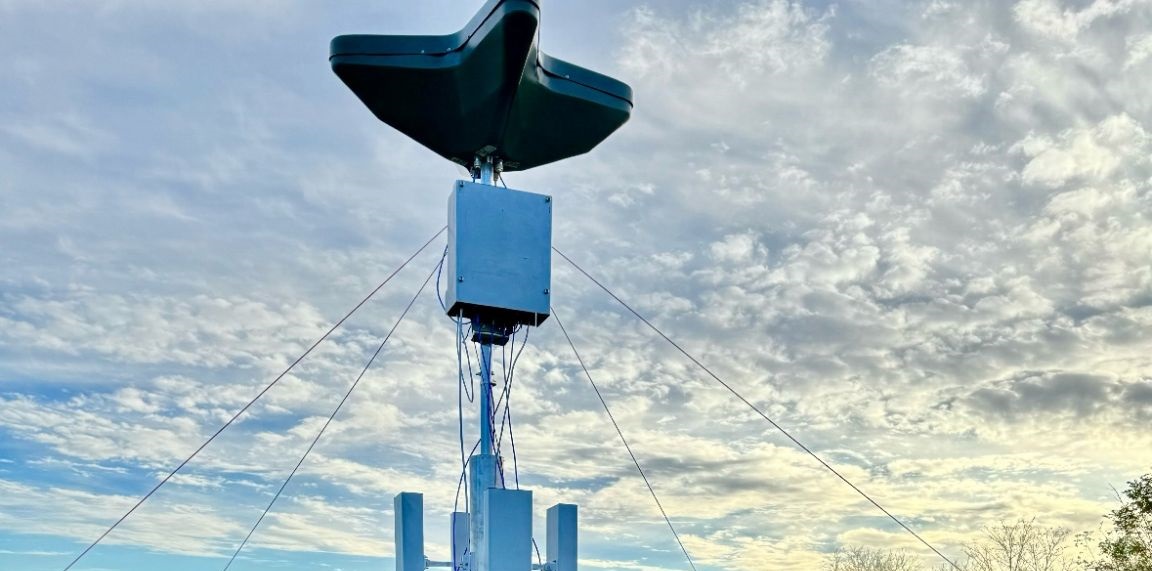 La empresa ucraniana Kvertus ha creado un sistema MS Azimuth capaz de detectar vehículos aéreos no tripulados rusos en un radio de 15 kilómetros. La empresa ucraniana Kvertus ha creado un sistema MS Azimuth capaz de detectar vehículos aéreos no tripulados rusos en un radio de 15 kilómetros.