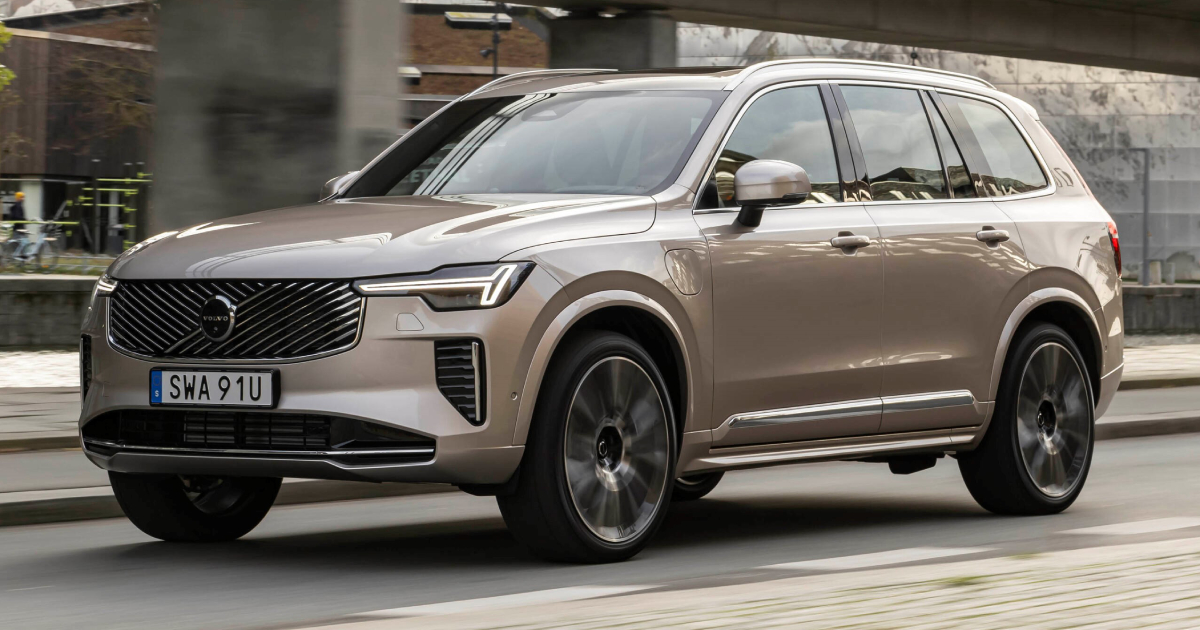Descubre el futuro de la conducción con el nuevo Volvo XC90 T8 híbrido enchufable Explorando la innovación del Volvo XC90 T8: El SUV híbrido que combina lujo y sostenibilidad
